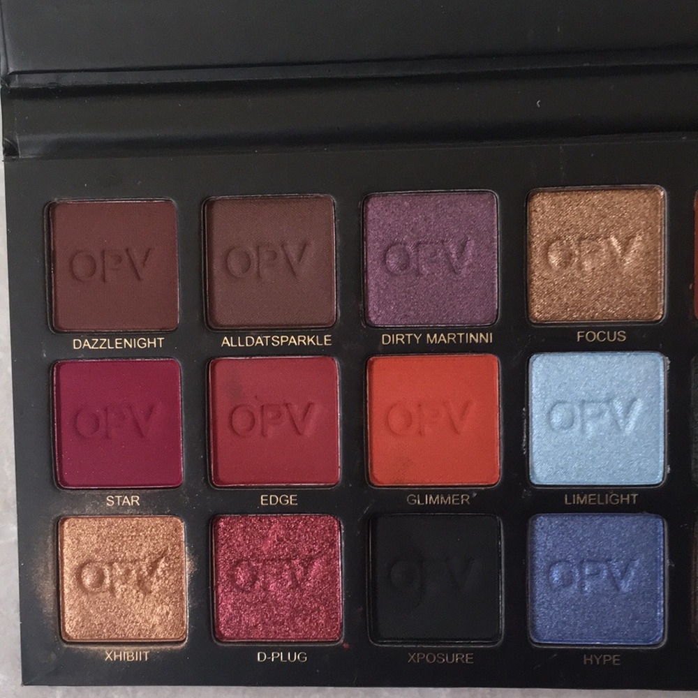 OPVBEAUTY LONDON EYESHADOW PALETTE